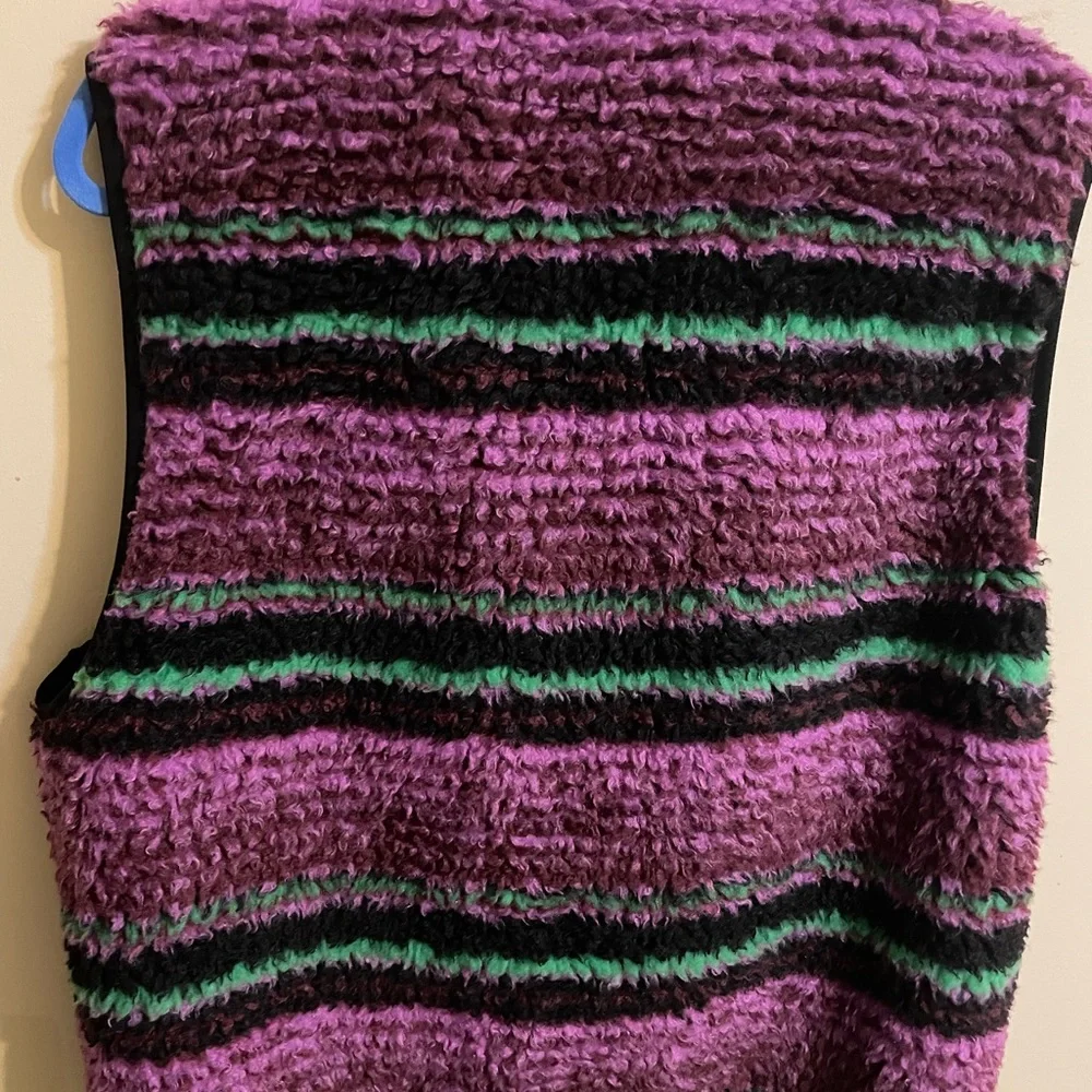 Stussy Sherpa Vest - Picture 2 of 3